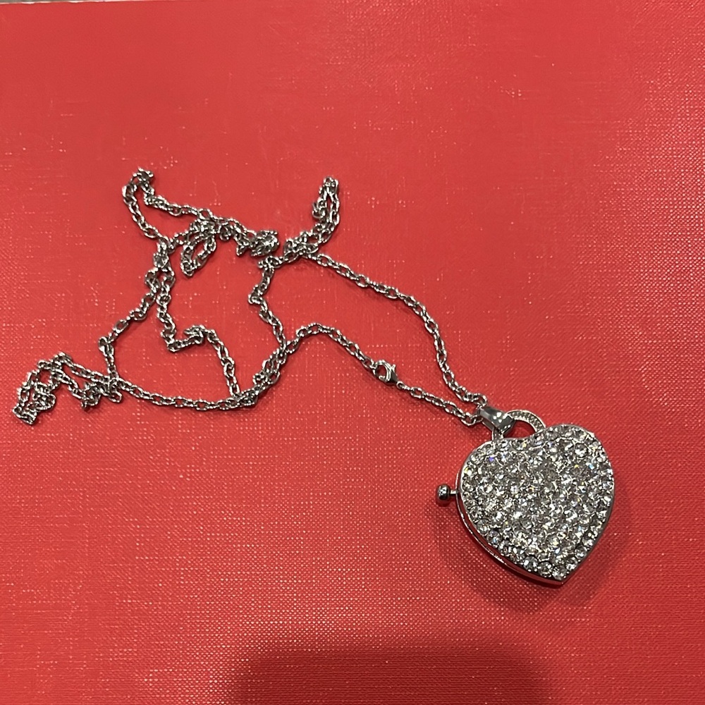 Watch necklace. - Picture 2 of 2